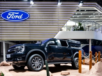 Ford Plans To Launch Extended-Range Plug-in Hybrid Vehicles For The SUV And P...